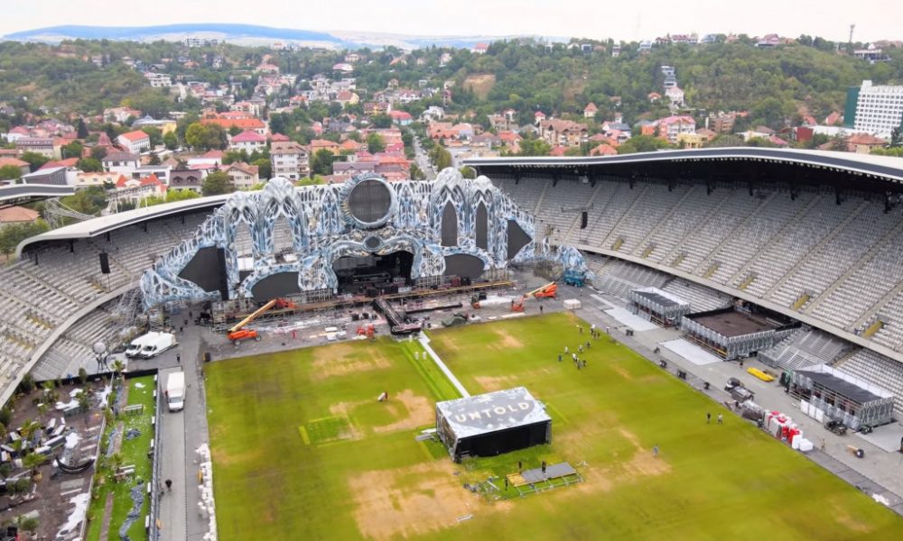 Video Cum arată gazonul de pe Cluj Arena după Untold Gazonul va fi