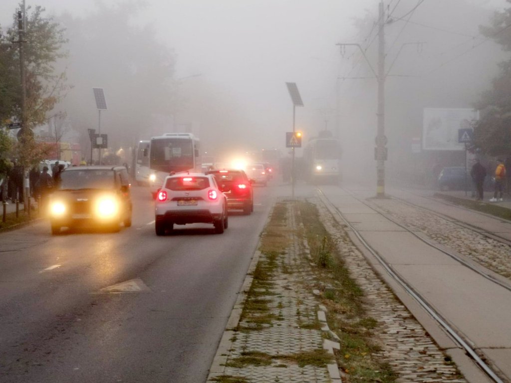 Ceață la Cluj. Vizibilitate sub 200 de metri
