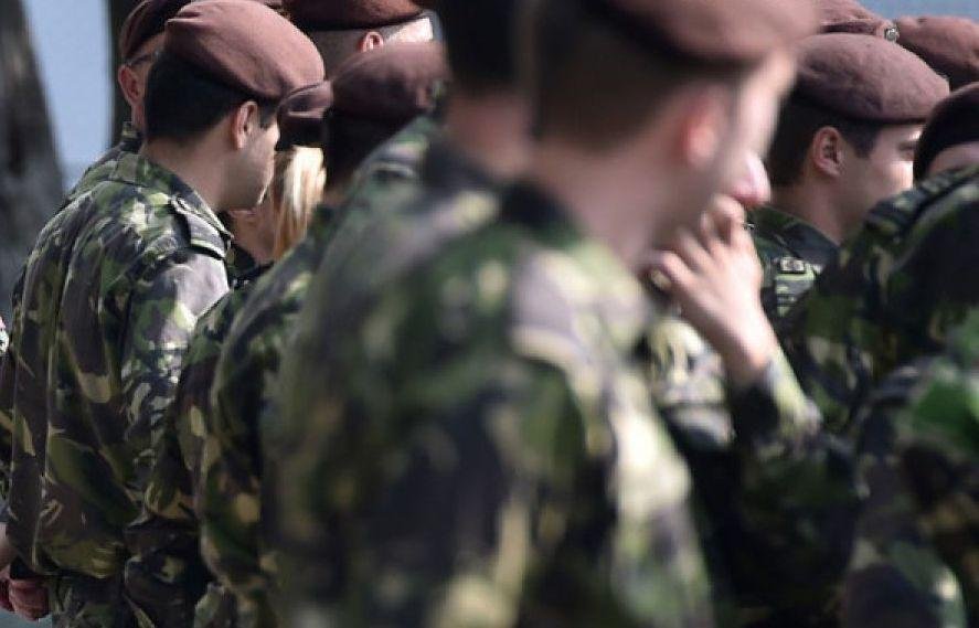 Alertă într-o unitate militară din Cluj! Un soldat a fost găsit spânzurat