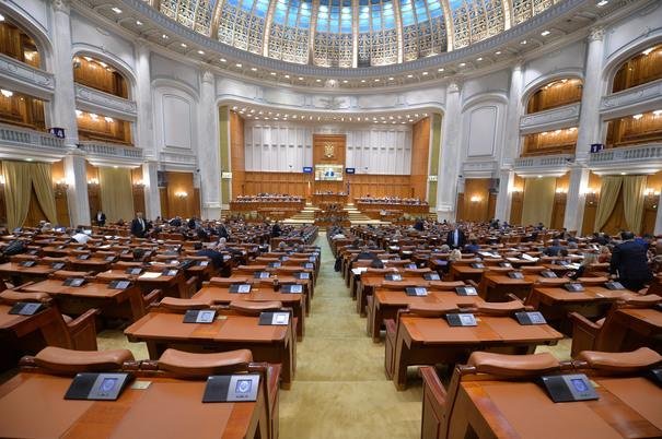 Alertă de coronavirus în Parlament! Un senator român este infectat