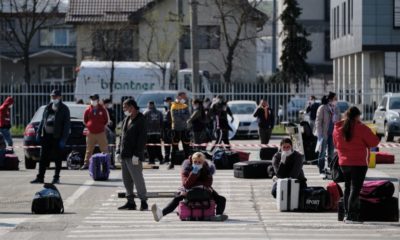 Dosar penal pe numele a trei persoane care au părăsit zona de carantină din Suceava pentru a lua avionul din Cluj spre Germania