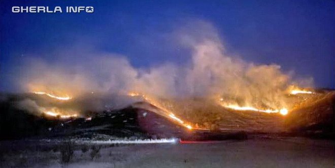 Incendiu uriaș lângă Delta Ardealului. Au ars 100 ha de pășune la Sic