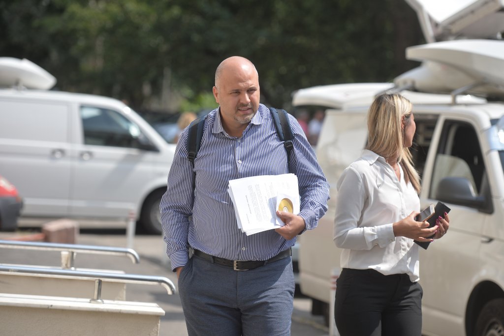 Denunţătorul şefului Unifarm, deputatul clujean Emanuel Ungureanu, susţine că acesta are şi complici