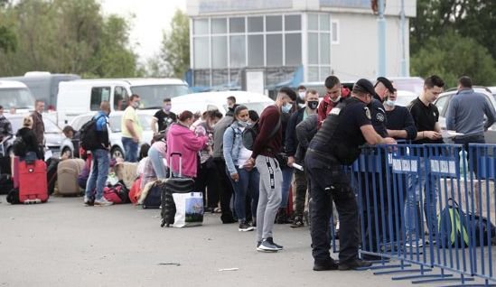 Poliţia de Frontieră: 43.000 de persoane au intrat în ţară în 24 de ore
