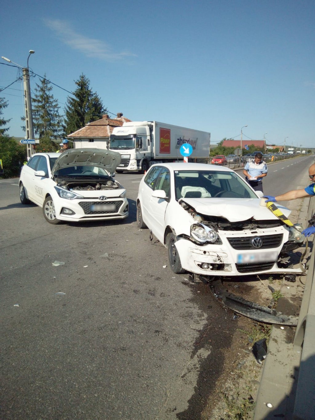 Accident la Tureni. O tânără de 20 de ani a ajuns la spital