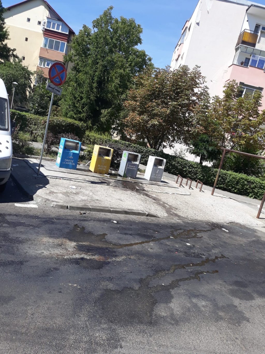 Zeama de gunoi sau mizeria de după ridicarea gunoiului la Cluj