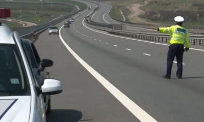 Vitezomani prinşi pe autostrada de lângă Cluj. Unul "zbura" cu 225km/h