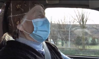 O femeie de 74 de ani din Cluj știe să conducă maşina, mopedul şi tractorul
