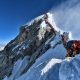 Vârful Everest a mai “crescut” cu un metru.  China și Nepal s-au pus în sfârșit de acord, după o lungă dispută