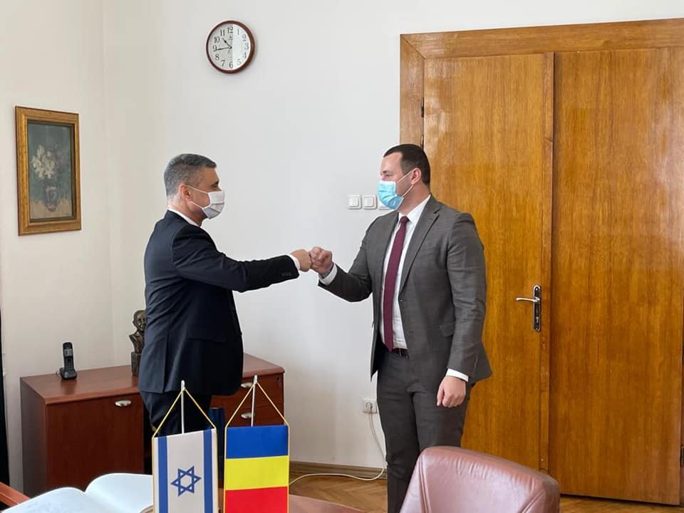 Ambasadorul Israelului în România, întâlnire cu noul prefect al Clujului. Despre ce au discutat
