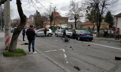 Accident în lanț în Gheorgheni. Trei mașini s-au făcut zob