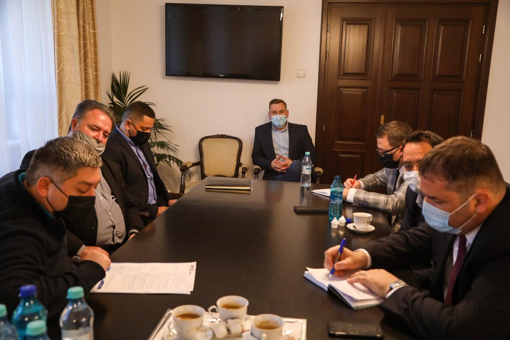 Ministrul Dezvoltării, Cseke Attila, a venit la Cluj. S-a întâlnit cu liderii Consiliului Județean