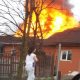 Se cere ajutor pentru familia a carei casa a ars pe Giordano Bruno: '' vecinul nu a mai putut salva nimic''