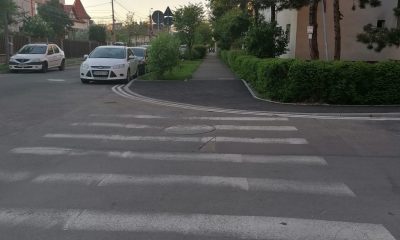 Nou în Cluj: trotuare coborâte pentru accesul carucioarelor şi marcaje pentru interzicerea parcării