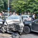 Accident cu trei mașini pe Aurel Vlaicu. O tânără de 20 de ani a rămas încarcerată