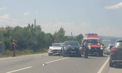 Accident între Gilău și Florești. Trei mașini au fost implicate și o persoană este rănită