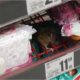 Magazinul Auchan Cluj unde un șoarece a fost surprins mâncând ciocolată a fost amendat cu 12.000 de lei