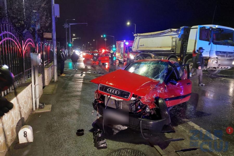 ACCIDENT în Florești – Un autoturism a intrat într-un TIR – VIDEO