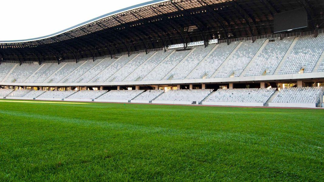 Noul gazon de pe Cluj Arena se inaugureaza diseara fara spectatori. U Cluj - FC Brasov - E fain la Cluj!
