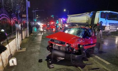 Video Cluj. Accident grav. 5 persoane au primit îngrijiri medicale. Două autoturisme şi un autocamion s-au ciocnit violent 1