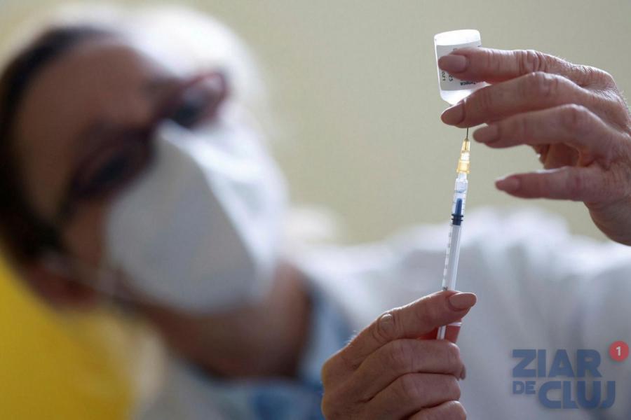 115 983 de persoane s-au vaccinat deja la Cluj cu doza III. Doar 45 noi cazuri au fost confirmate în ultimele 24 de ore