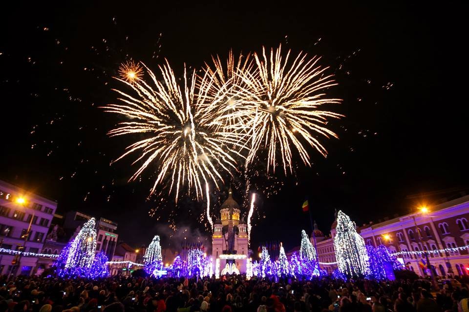 Boc: "Clujenii să privească de acasă focurile de artificii de Revelion. Şi atât! Fără spectacole, fără concerte!"