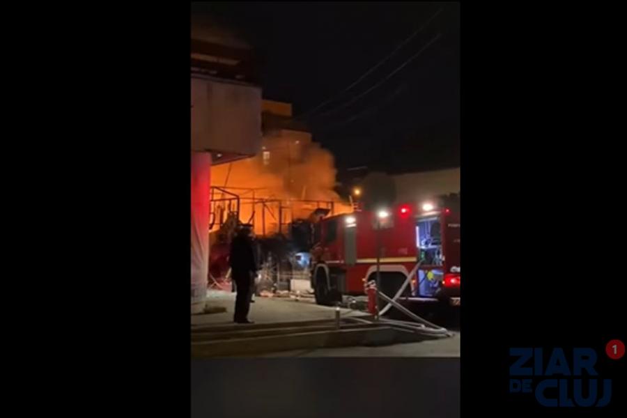 Explozie la o pensiune de pe strada Dunării în zona Iulius Mall