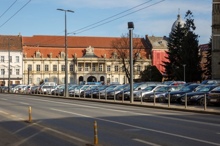 Emil Boc, supărat pe șoferii clujeni că nu mai plătesc parcarea în centrul Clujului: „Niciodată n-am mai avut așa ceva” 1