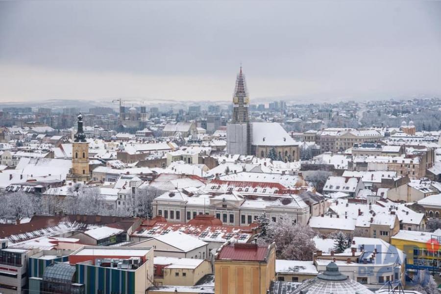 «Fotograful» Emil Boc a adus zăpada. Clujenii au reacționat: „Frumos Clujul, în centru... ”
