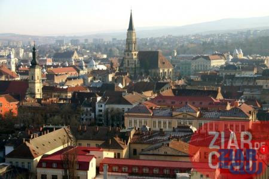 În anul 2021, Clujul s-a situat pe locul 5 pe țară ca număr de vânzări imobiliare. A pierdut 2 locuri față de 2020, în favoarea Brașovului și Timișului