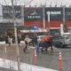 (Video) Cluj: Bătaie la VIVO! Și-au dat pumni pentru un loc de parcare