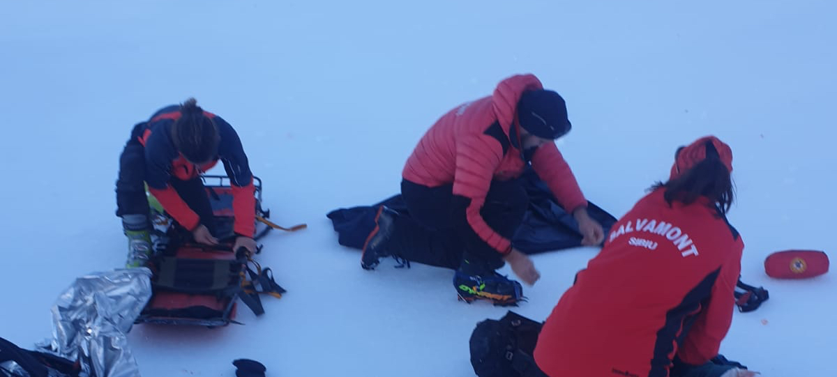 (Video) Clujean mort pentru o poză. A căzut 200 de metri prin stâncile din munții Făgăraș 1