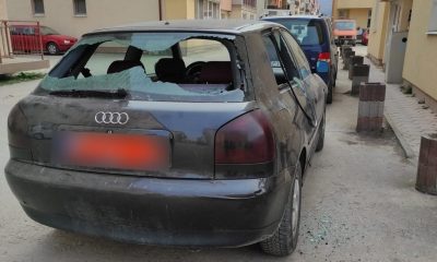 Spargeri în Floreşti sau vandalizare în plină zi? Clujenii spun că şi în Cluj-Napoca au văzut de curând maşini prădate de hoţi