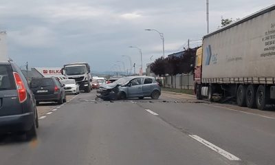 Accident rutier în Apahida între un autoturism și un autotren - ZiardeCluj.ro
