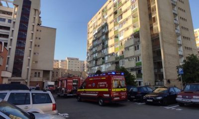 Incendiu într-un bloc din Mănăștur. Zeci de locatari s-au autoevacuat până la sosirea pompierilor