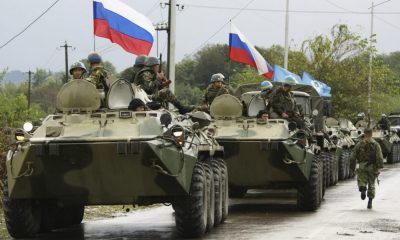 Rusia amenință că va considera transporturile NATO care livrează arme Ucrainei drept ”ţinte”