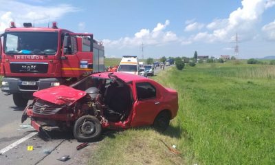 Accident GRAV între Cluj și Huedin. Două persoane rănite/ Un tânăr a rămas încarcerat