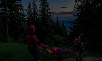 Caz șocant! Clujeancă rănită și cu atac de panică, recuperată de salvamontiști după ce a fost abandonată pe munte de prieteni