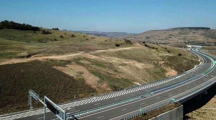Clujul va fi legat printr-un nou drum de Autostradă. Drumul Expres va costa 663 milioane de lei