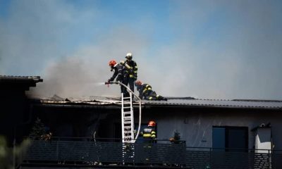Foto/Video Cluj. Imaginile dezastrului. Bloc în flăcări în Florești, explozie la o casă din Apahida