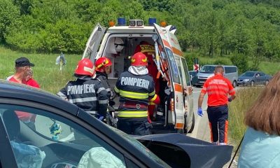 Mașină din Cluj, implicată într-un accident grav în Bistrița-Năsăud. Cinci persoane au ajuns la spital