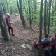 (Video) O turistă din Cluj s-a accidentat la un picior pe munte, fiind nevoie de ajutorul Salvamont
