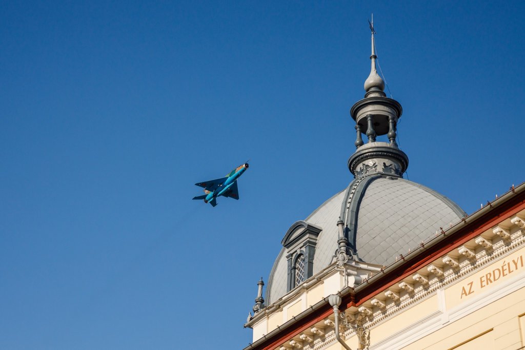 Avioane militarea de-asupra Clujului
