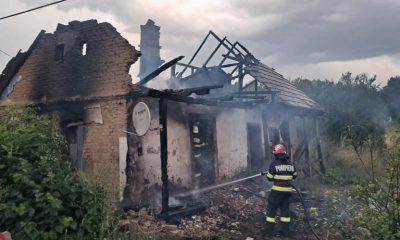 Incendiu violent! O casă dintr-o localitate din Cluj s-a făcut scrum