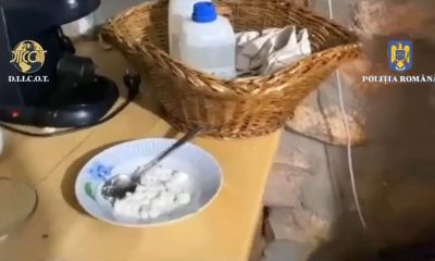 Primul laborator de extragere a cocainei din România. Cărăuşii ”mascau” cocaina în cafeaua măcinată