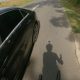 JOS PERMISUL! Un șofer clujean, la un pas să spulbere un biciclist. "Filmarea și pozele au ajuns la poliție!"