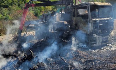 Un camion a luat foc în Cojocna. Pompierii s-au luptat mai bine de două ore cu flăcările