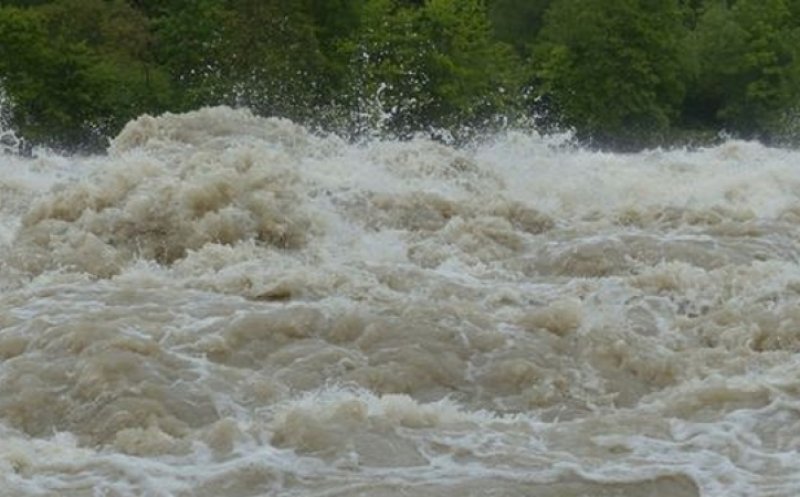 Pericol de inundații pe mai multe râuri din Cluj