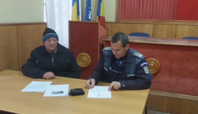 Cluj: A găsit pe stradă un portofel cu 3.000 de euro si l-a dus la politie