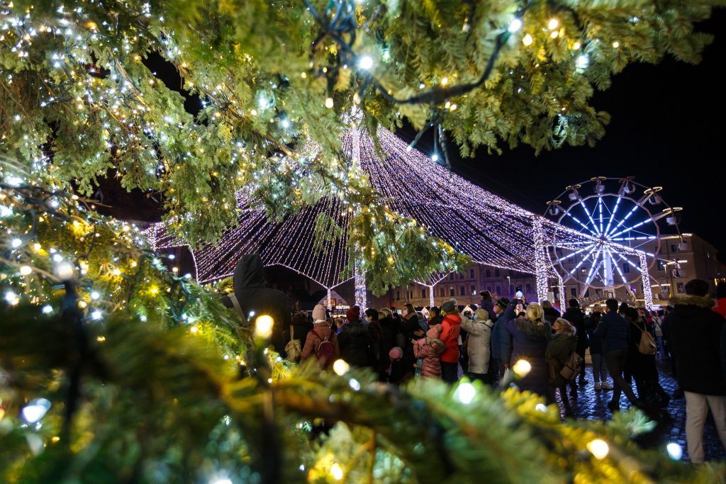 Vineri se deschide Târgul de Crăciun din Cluj Napoca. Programul primelor zile